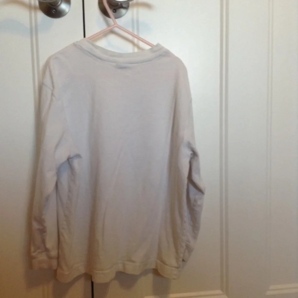 Boys white size small Old Navy long sleeve t